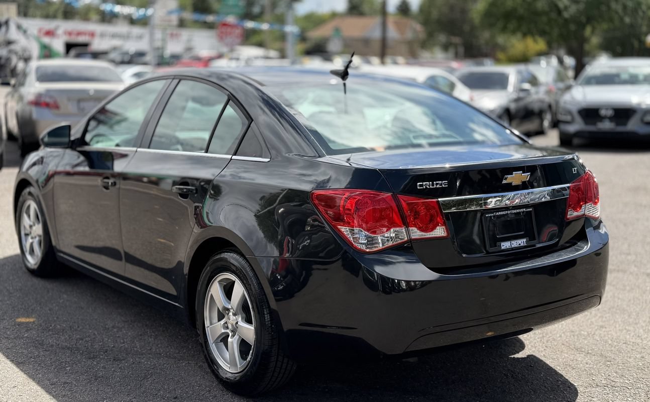 Used 2014 Chevrolet Cruze LT FWD image 4