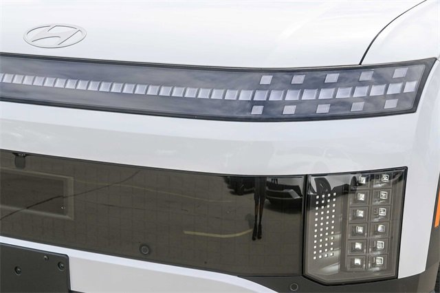 New 2026 Hyundai Ioniq 9 SE image 11