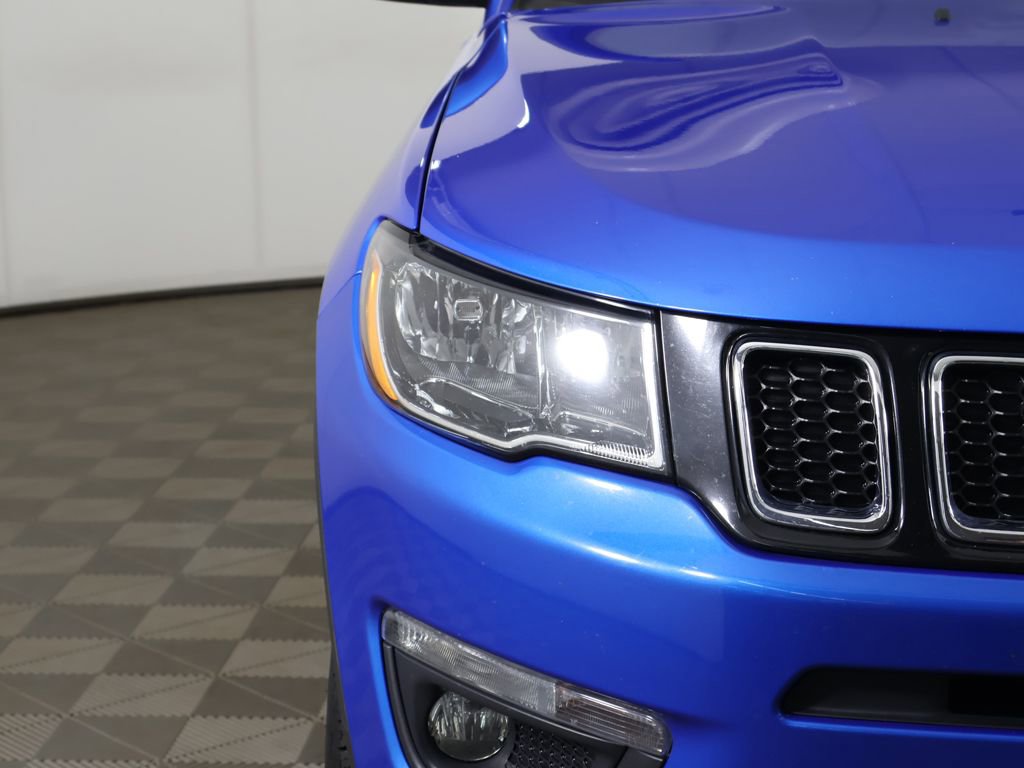Used 2019 Jeep Compass Latitude AWD/4WD image 10