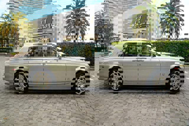 Used 2013 Rolls-Royce Phantom Sedan image 35