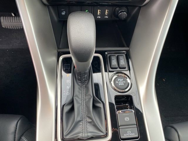 New 2026 Mitsubishi Eclipse Cross SEL image 32