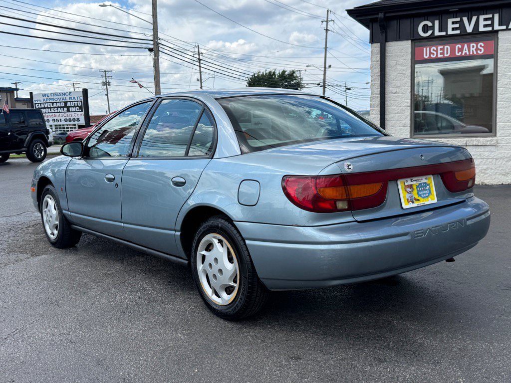 Used 2002 Saturn S-Series SL2 FWD image 7