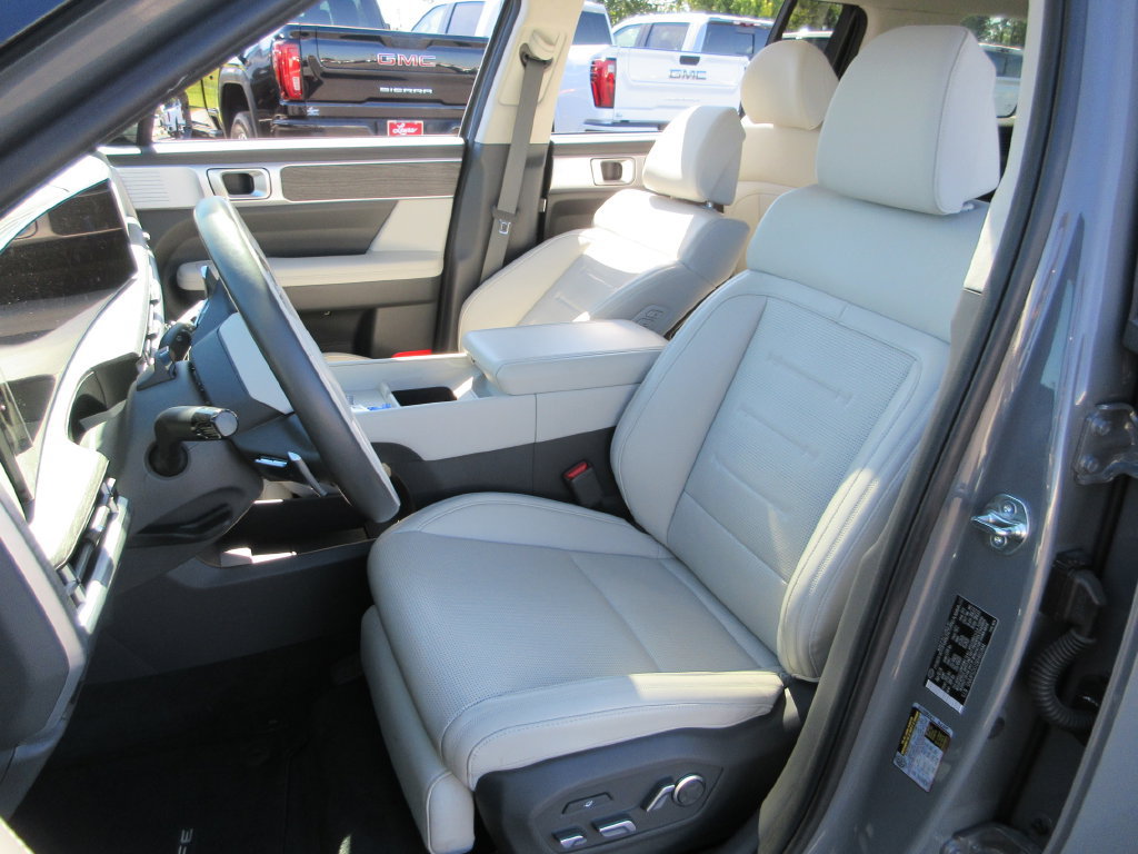 Used 2024 Hyundai Santa Fe Calligraphy AWD/4WD image 22