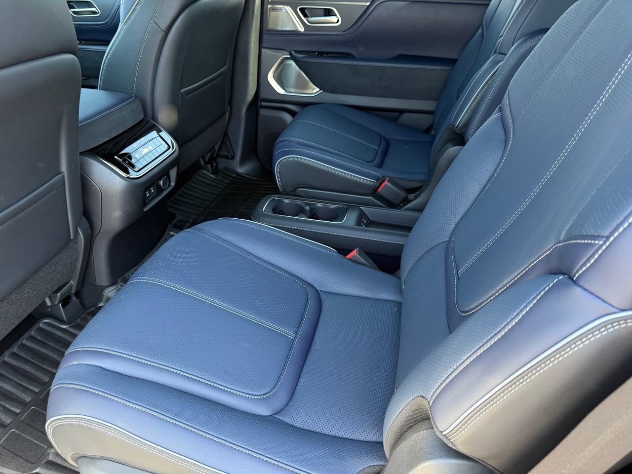 New 2026 INFINITI QX80 4WD image 23