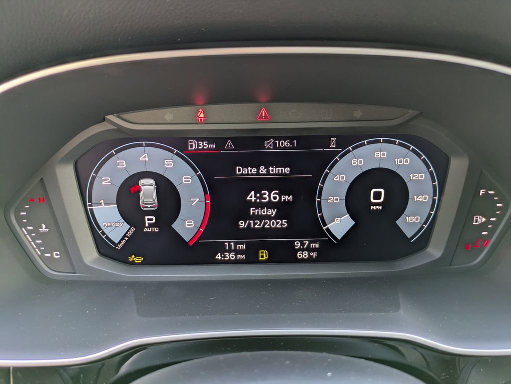 Used 2025 Audi Q3 2.0T Premium w/ Convenience Package AWD/4WD image 22