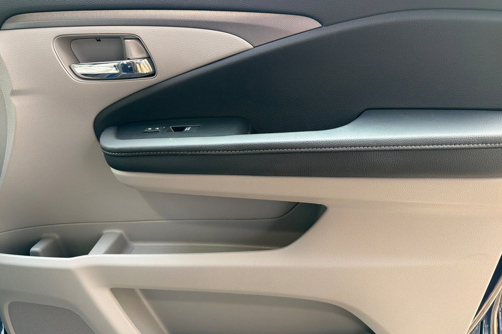 Used 2022 Honda Ridgeline RTL-E image 22