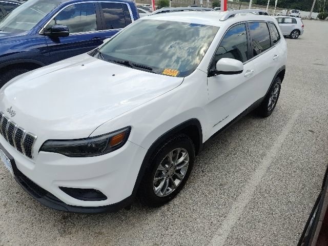 Used 2020 Jeep Cherokee Latitude Plus w/ Cold Weather Group FWD image 11
