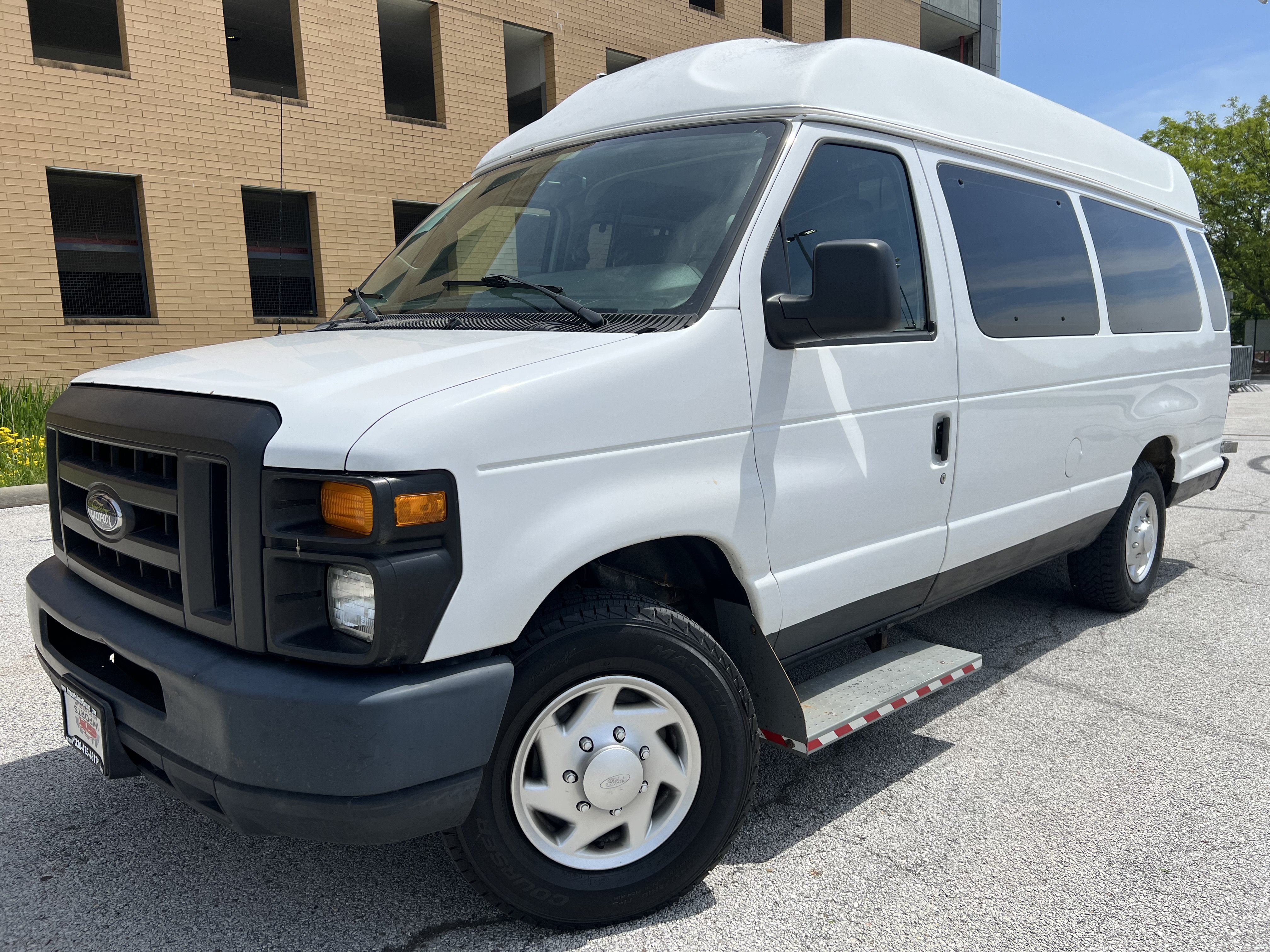 Used 2013 Ford E-250 and Econoline 250 Extended w/ PWR Group RWD image 1
