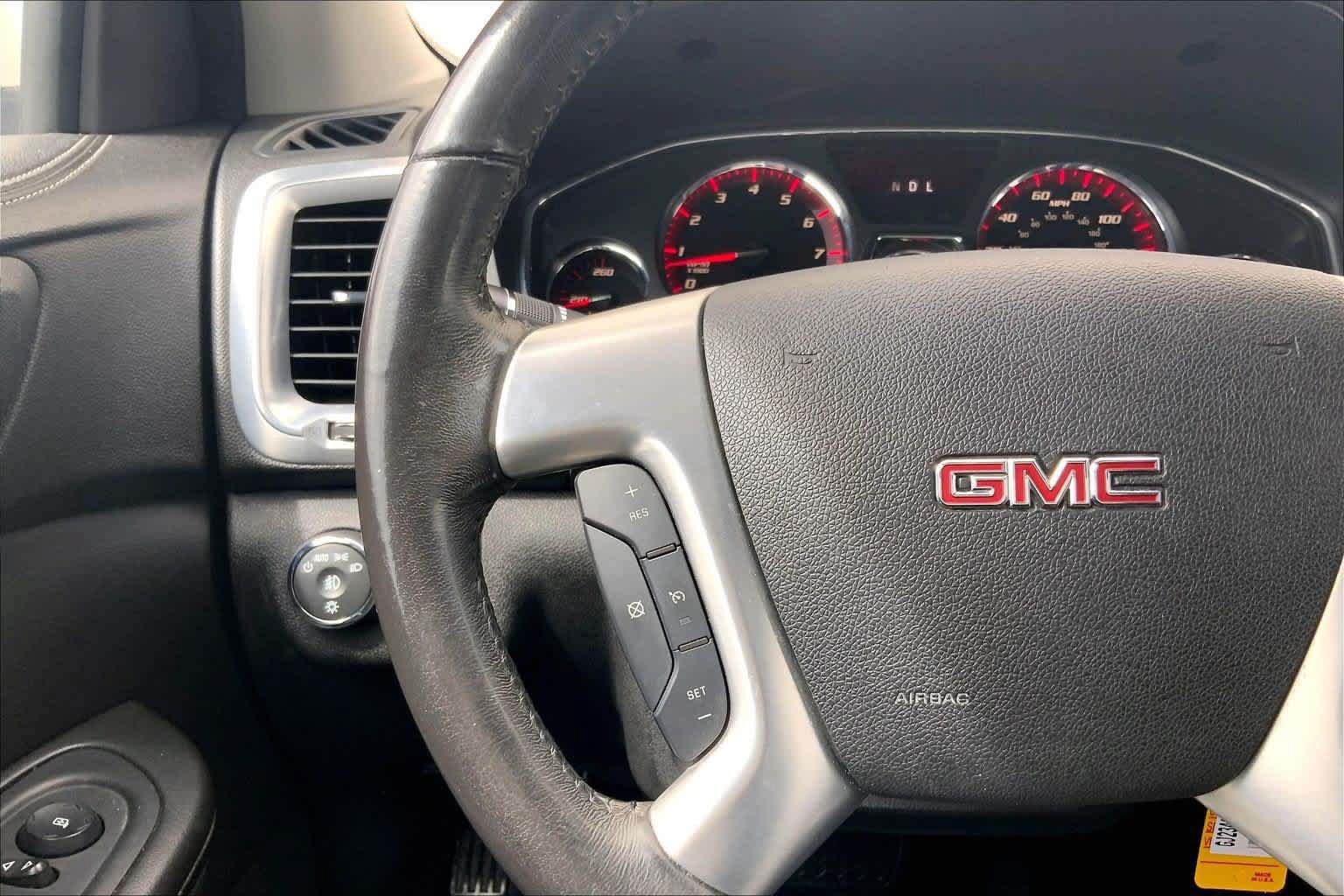 Used 2016 GMC Acadia SLT w/ Open Road Package FWD image 24