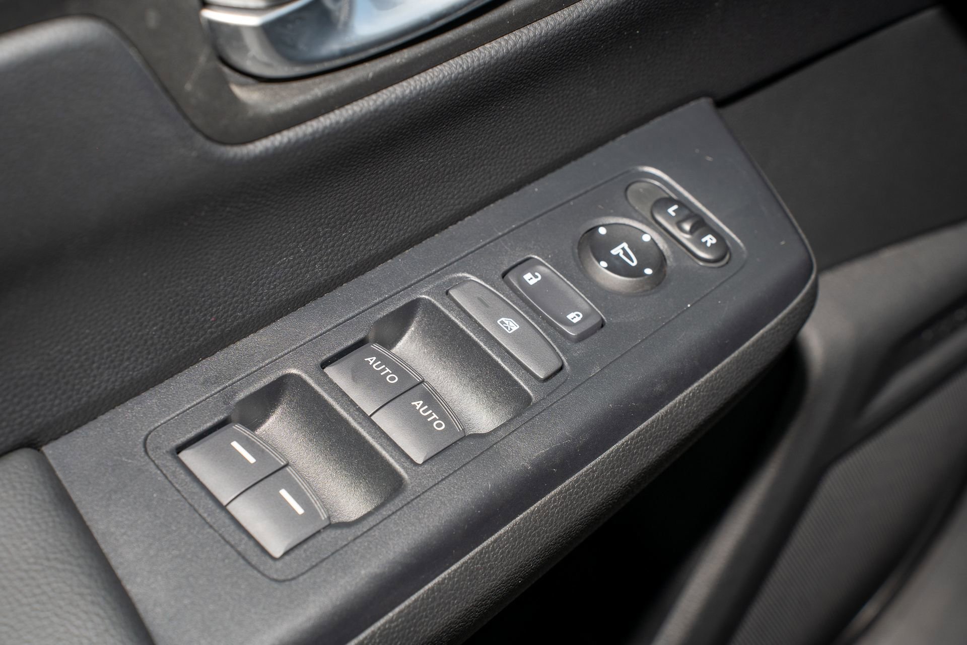 Certified 2023 Honda CR-V Sport image 26