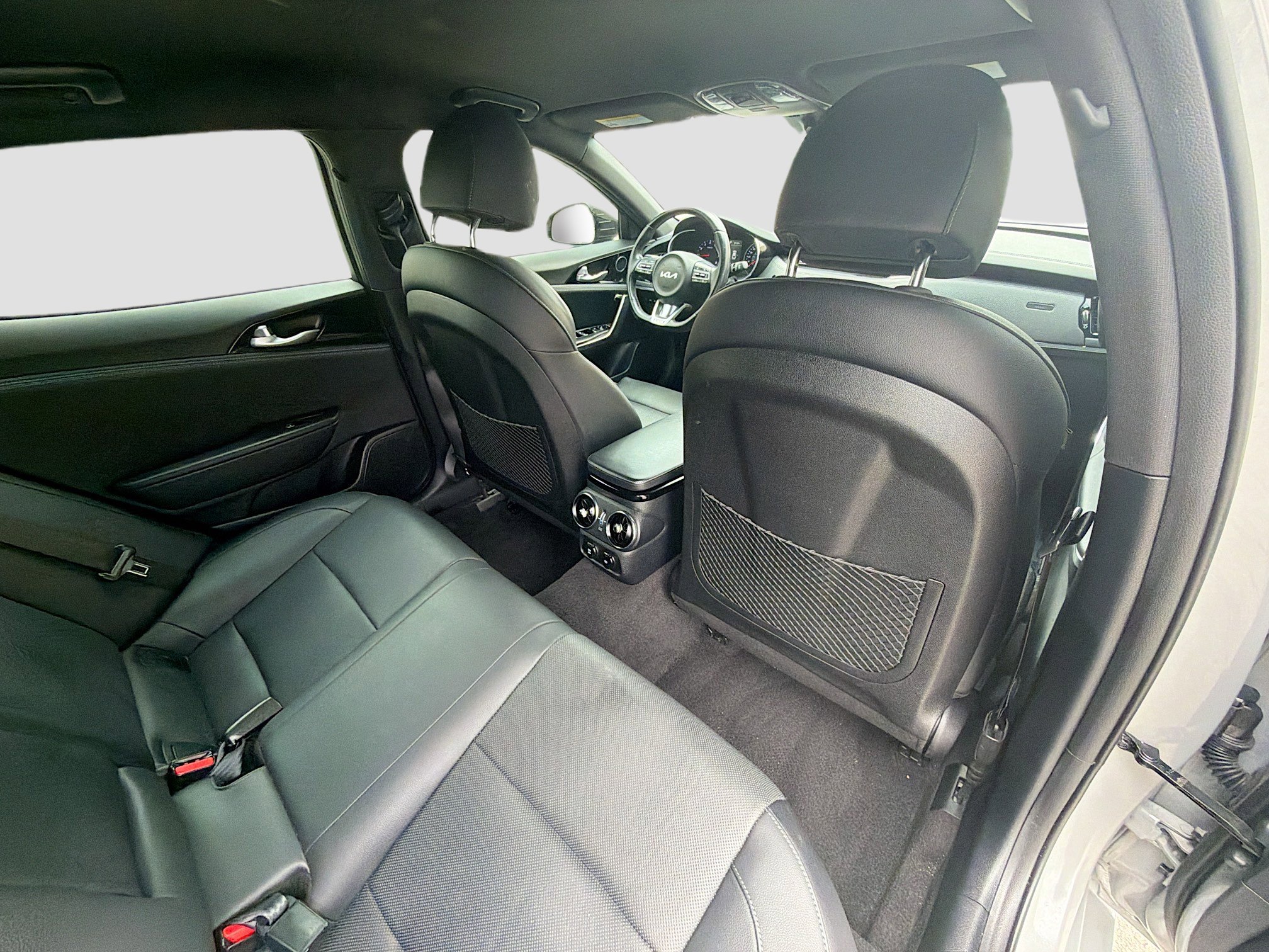 Used 2023 Kia Stinger GT-Line image 30