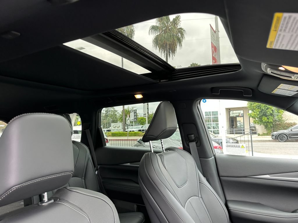 New 2027 INFINITI QX60 Sport w/ Dark Cargo Package AWD/4WD image 17