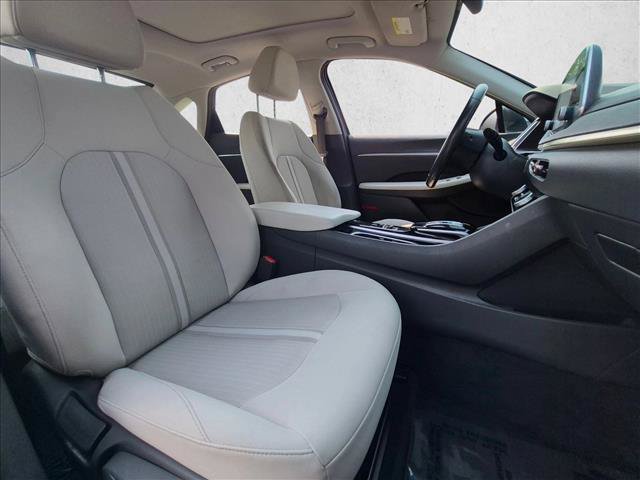 Used 2022 Hyundai Sonata SEL w/ Convenience Package FWD image 19
