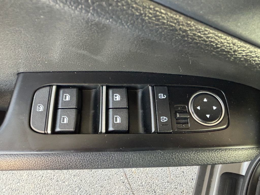 Used 2023 Kia Soul EX image 25