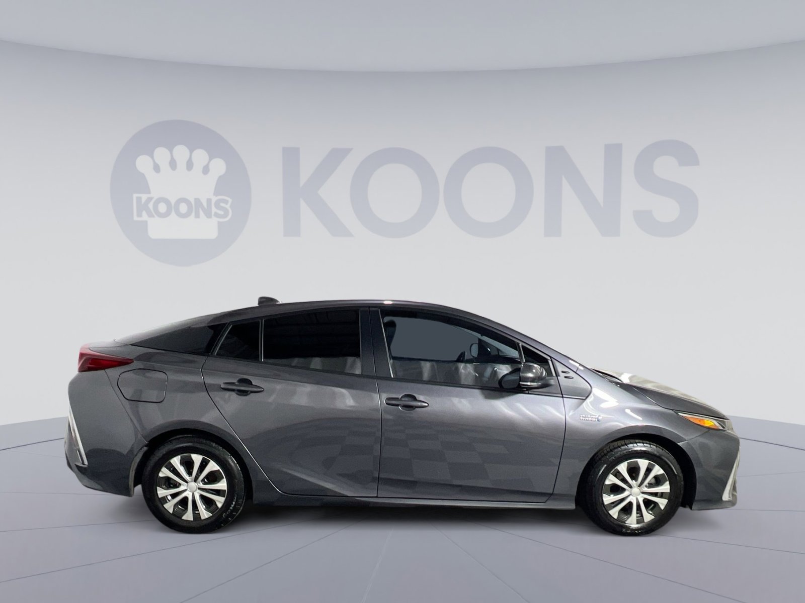 Used 2022 Toyota Prius Prime XLE image 8
