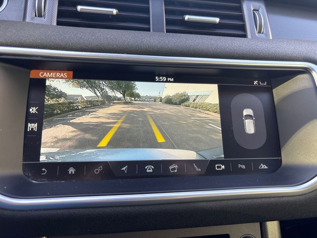 Used 2018 Land Rover Range Rover Evoque HSE AWD/4WD image 32
