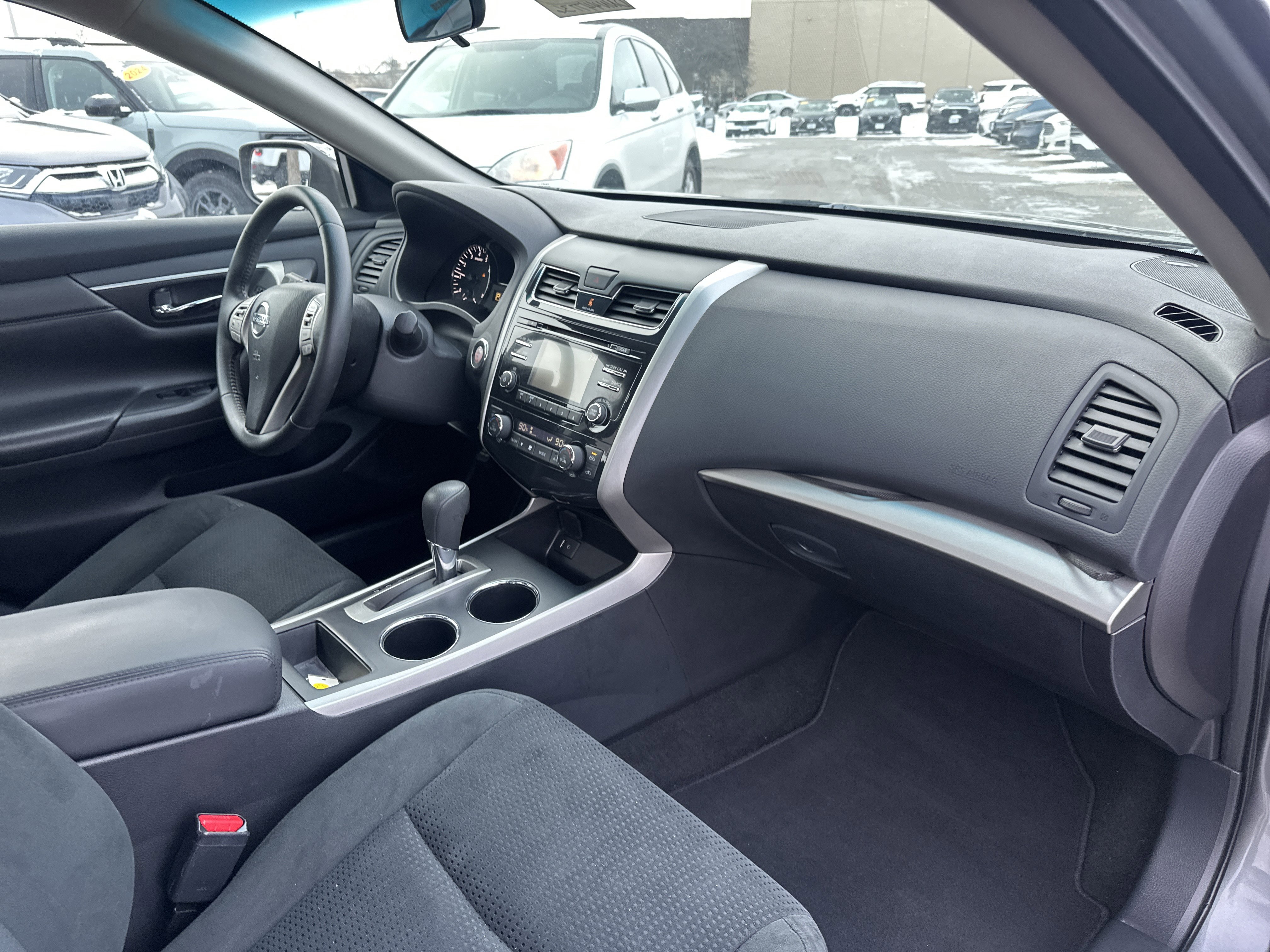 Used 2015 Nissan Altima 2.5 SV image 13