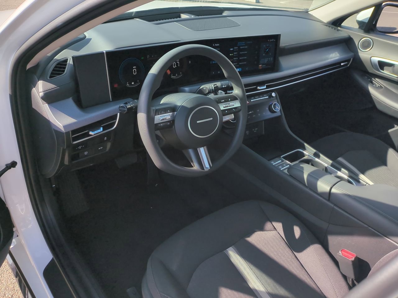 Used 2025 Hyundai Sonata SEL FWD image 10