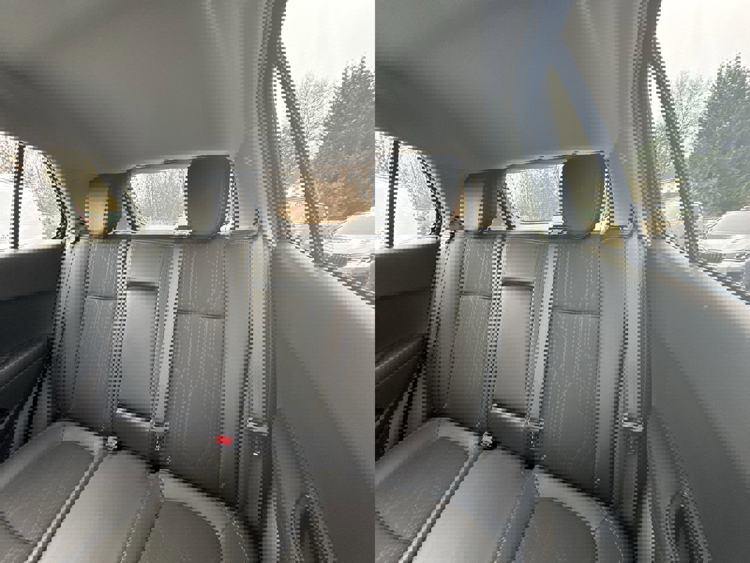 Used 2022 Chevrolet Trax LT w/ LT Convenience Package image 26