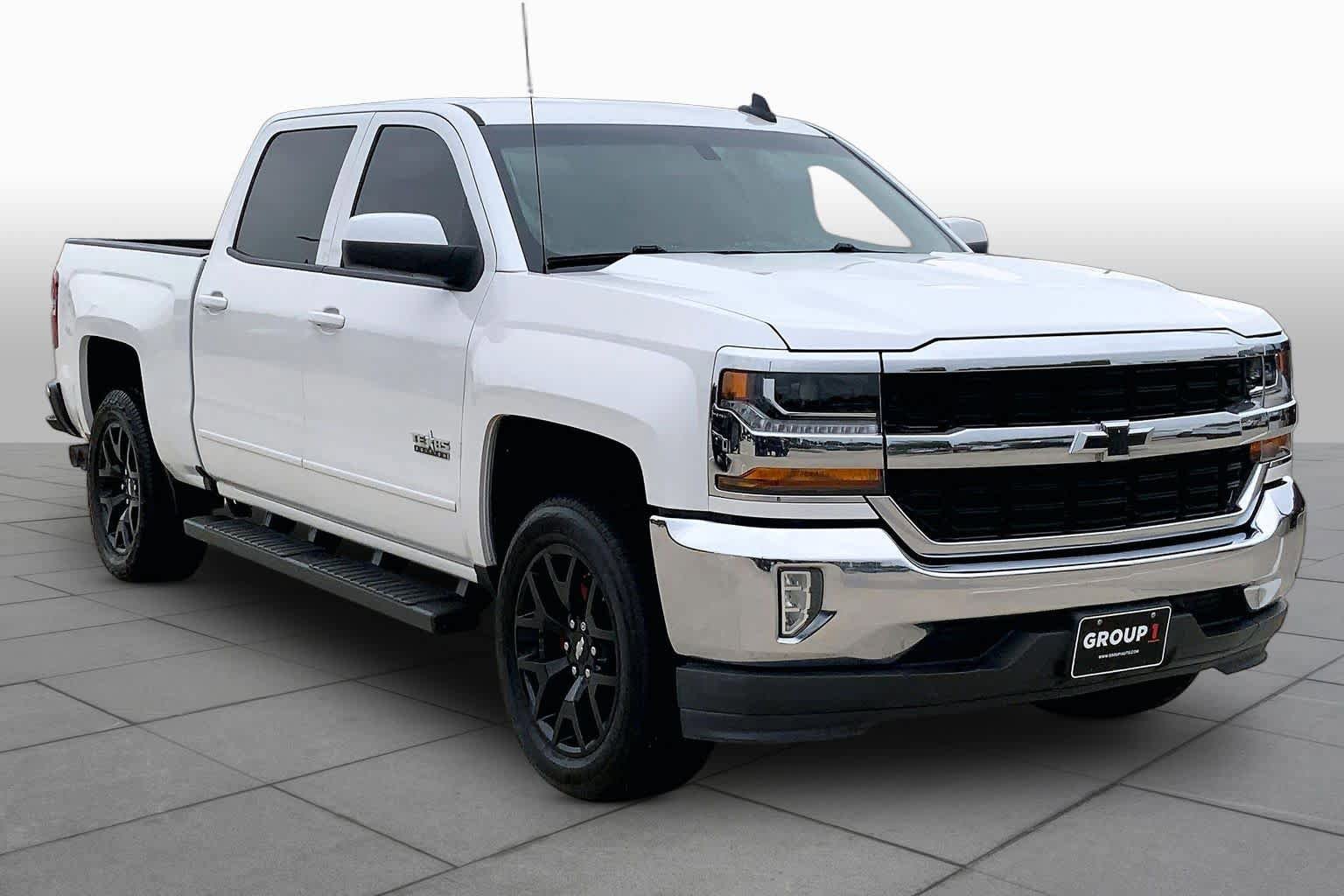 Used 2017 Chevrolet Silverado 1500 LT w/ Texas Edition RWD image 3