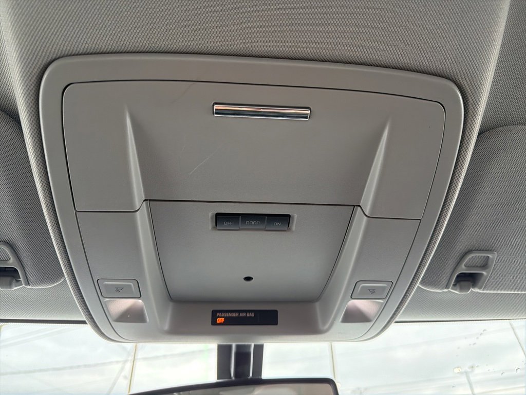 Used 2018 Chevrolet Silverado 1500 LT w/ All Star Edition image 21