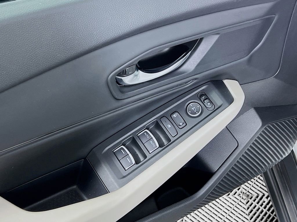 Used 2023 Honda Accord EX image 15