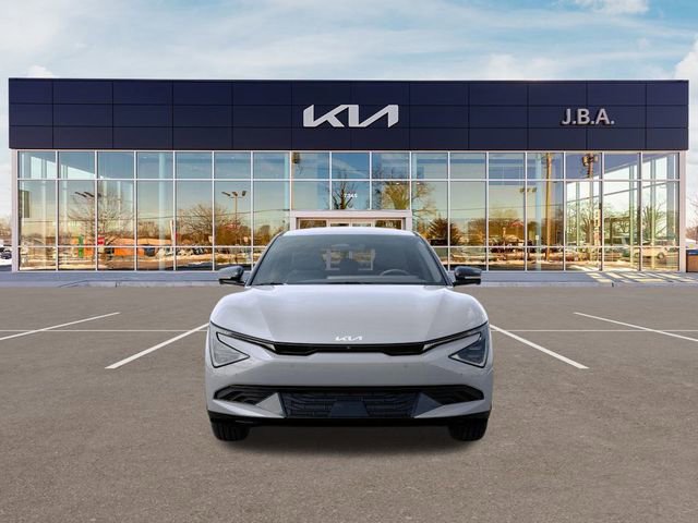 New 2025 Kia EV6 Wind image 2