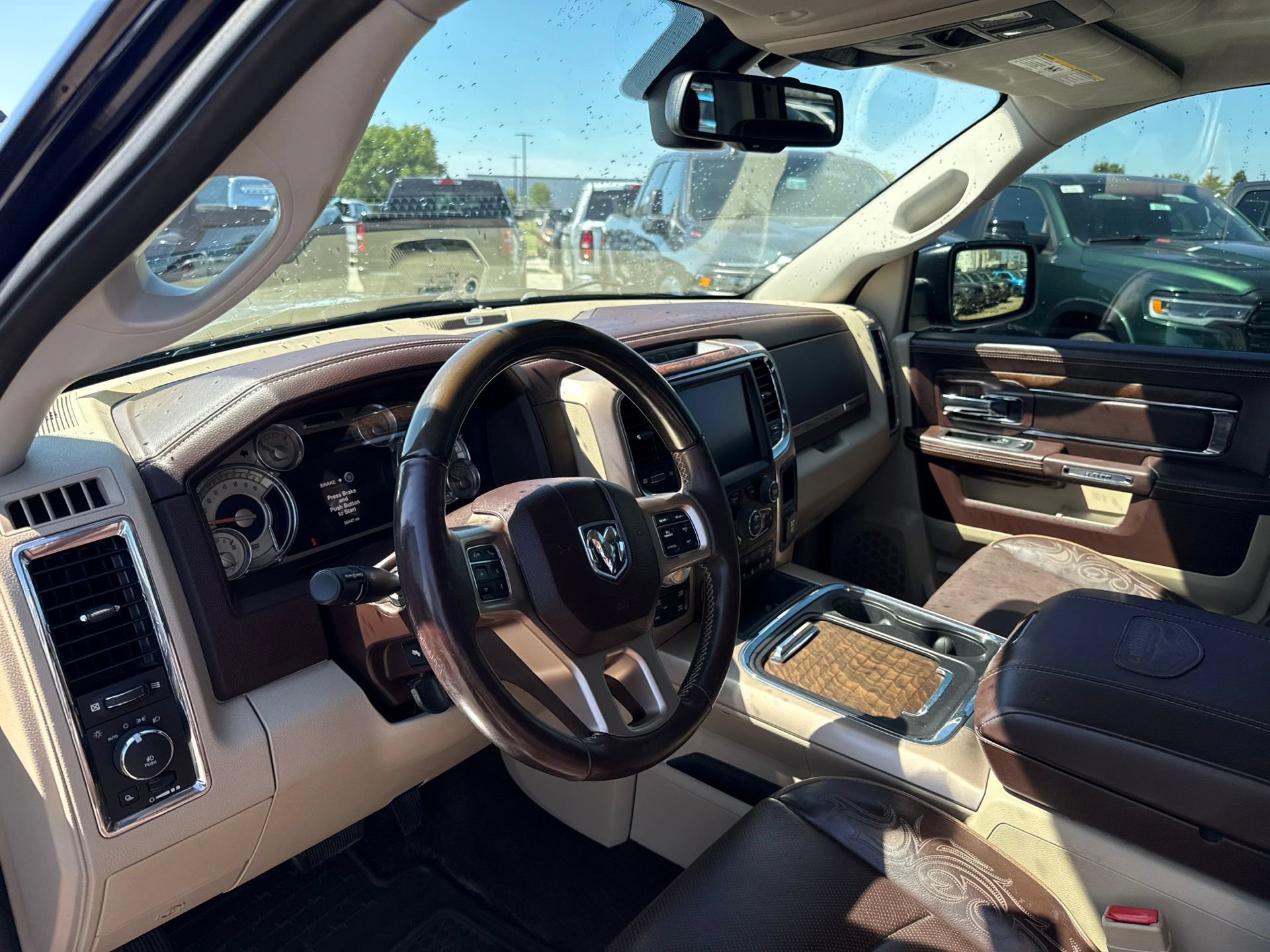 Used 2016 RAM 1500 Laramie Longhorn w/ Convenience Group AWD/4WD image 10