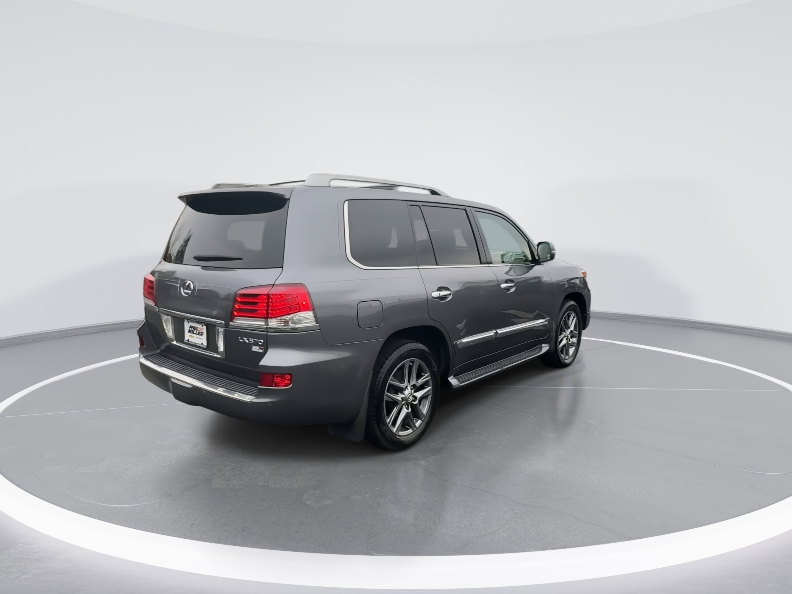 Used 2015 Lexus LX 570 4WD w/ Luxury Package image 8