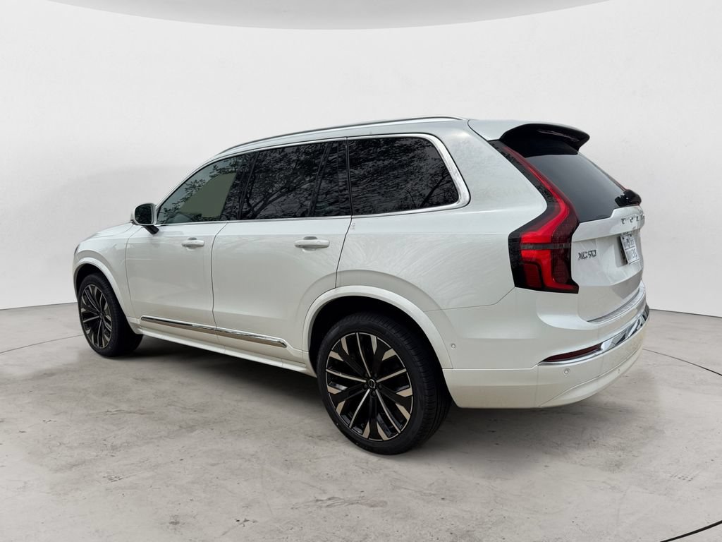 New 2026 Volvo XC90 B6 Plus w/ Protection Package Premier AWD/4WD image 4