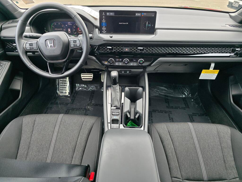 Used 2024 Honda Accord Sport image 18