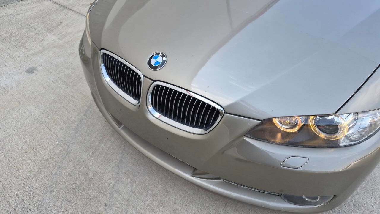Used 2007 BMW 335i Convertible image 13