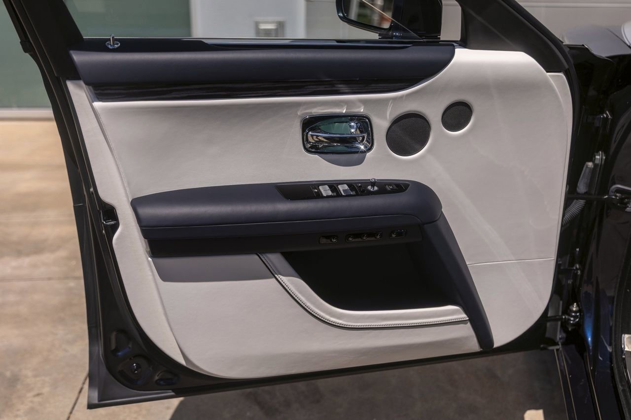 New 2025 Rolls-Royce Ghost AWD/4WD image 41