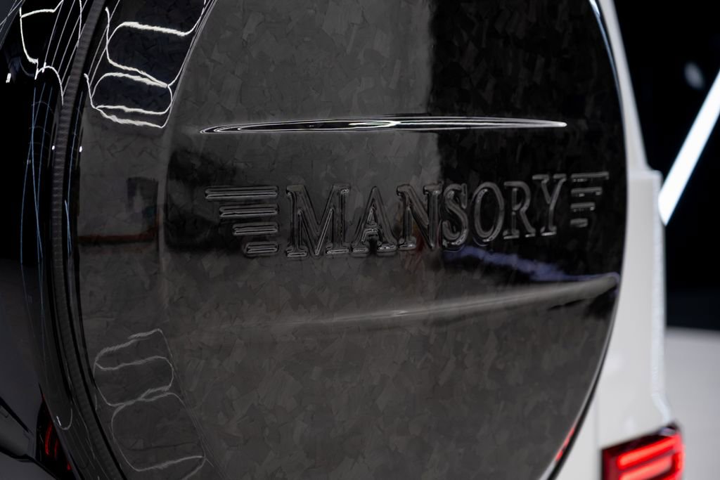 Used 2025 Mercedes-Benz G 63 AMG 4MATIC image 35