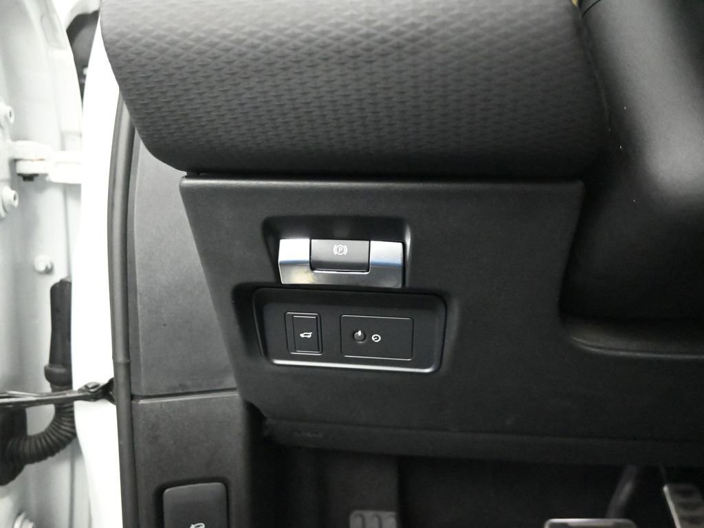 Used 2023 Land Rover Range Rover Evoque R-Dynamic S image 20