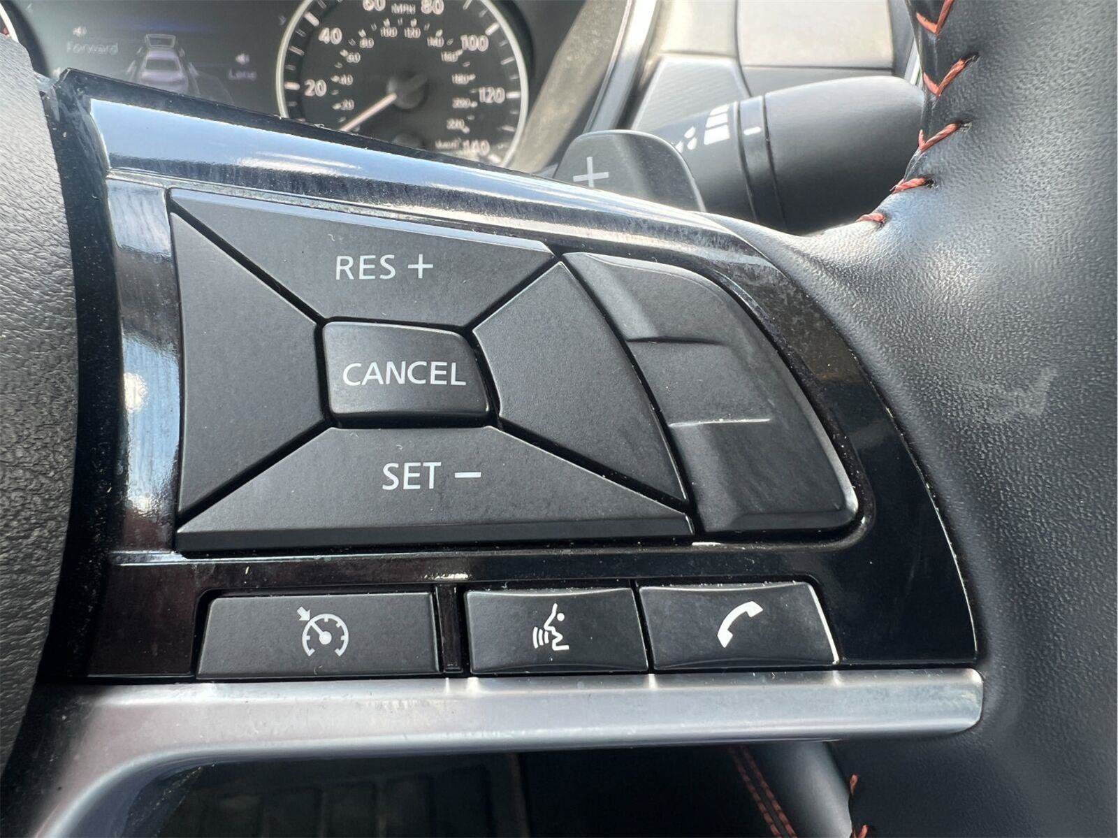Used 2025 Nissan Altima 2.5 SR FWD image 37