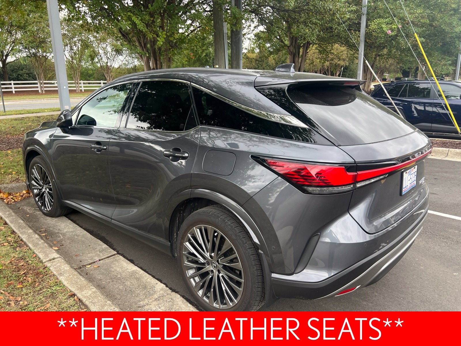 Used 2025 Lexus RX 450h AWD w/ Convenience Package image 6