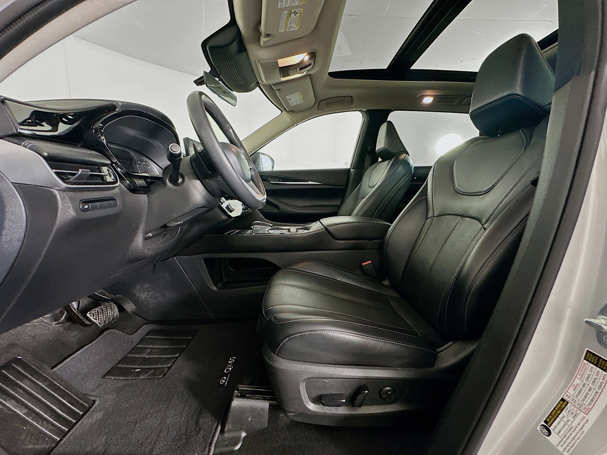 Used 2023 INFINITI QX60 Pure image 13