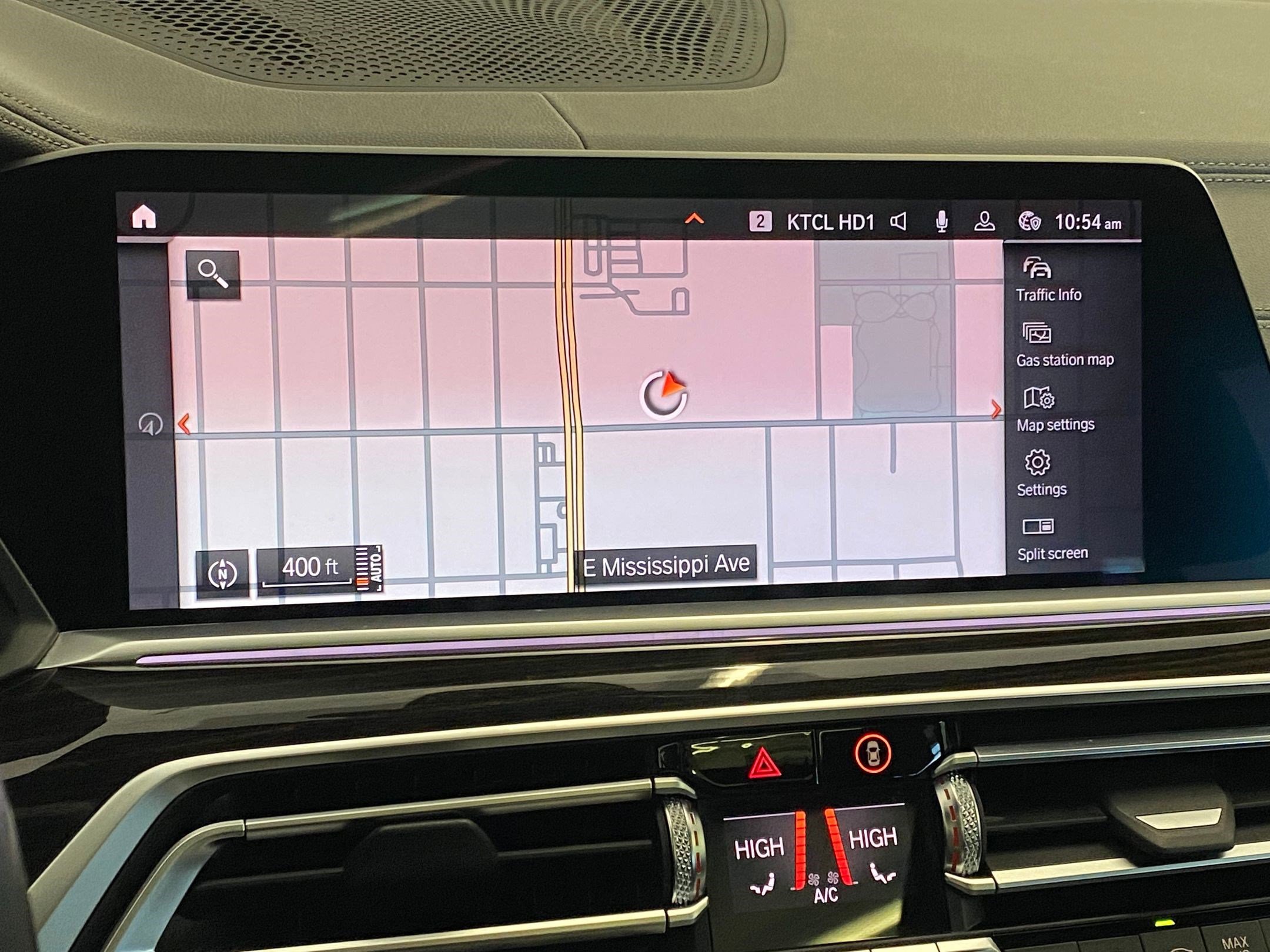 Used 2020 BMW X7 M50i w/ Executive Package image 26