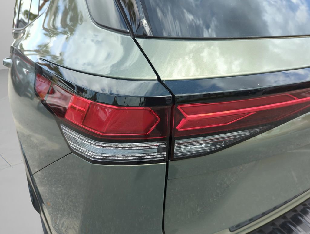 New 2026 Volkswagen Tiguan SE R-Line image 45