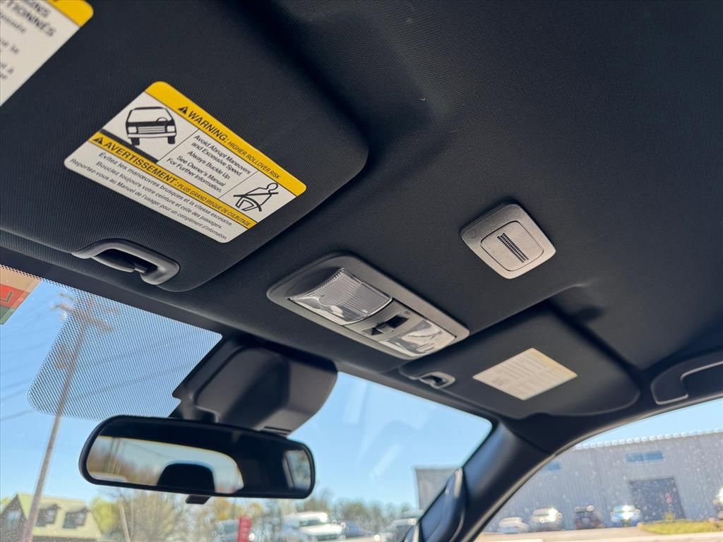 Certified 2023 Nissan Frontier SV w/ Midnight Edition Package image 25