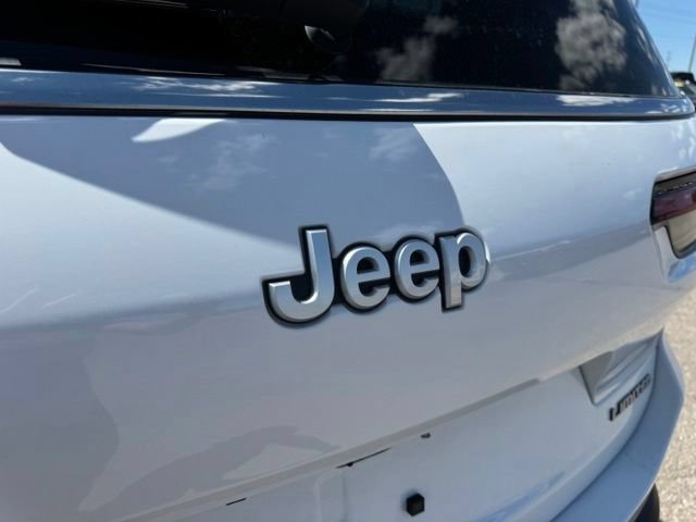 Used 2024 Jeep Grand Cherokee L Limited w/ Luxury Tech Group II AWD/4WD image 23