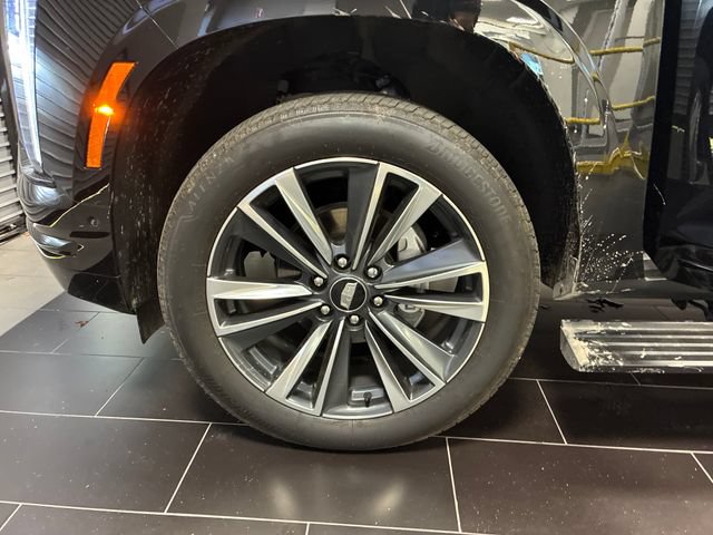 Certified 2025 Cadillac Escalade Sport AWD/4WD image 30