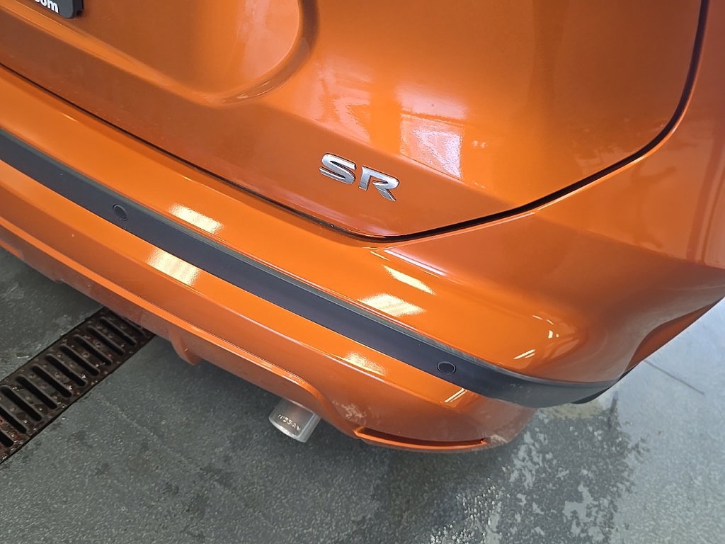Used 2024 Nissan Kicks SR w/ SR Premium Package FWD image 5