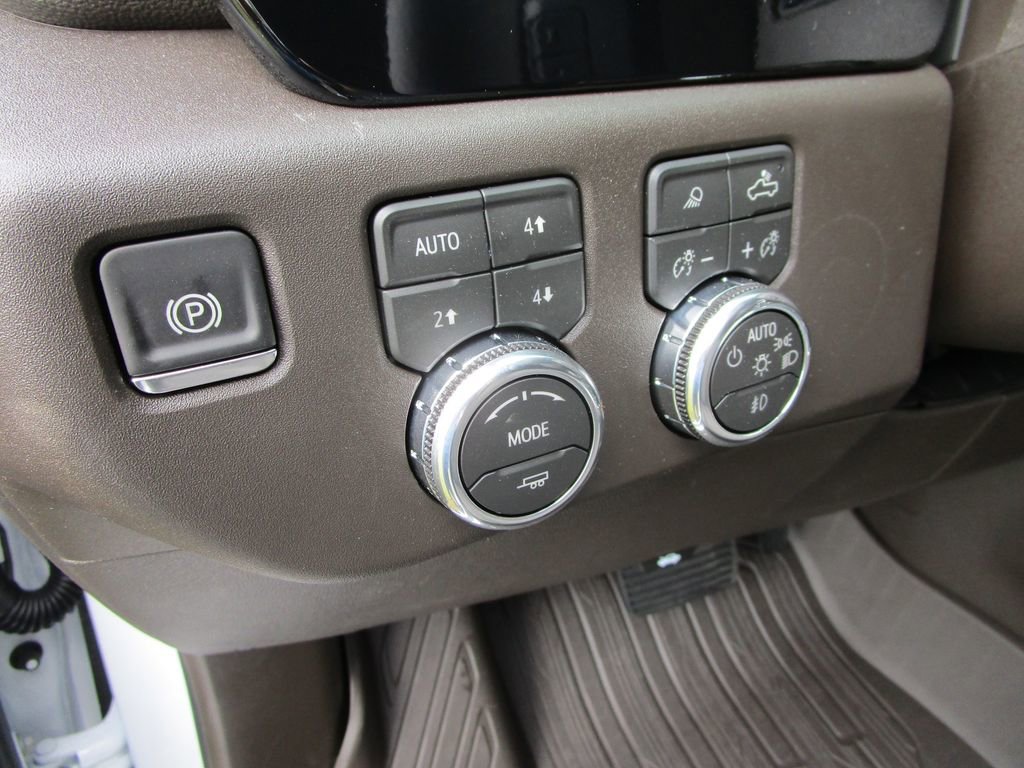 New 2026 GMC Sierra 1500 SLT w/ SLT Premium Plus Package AWD/4WD image 39