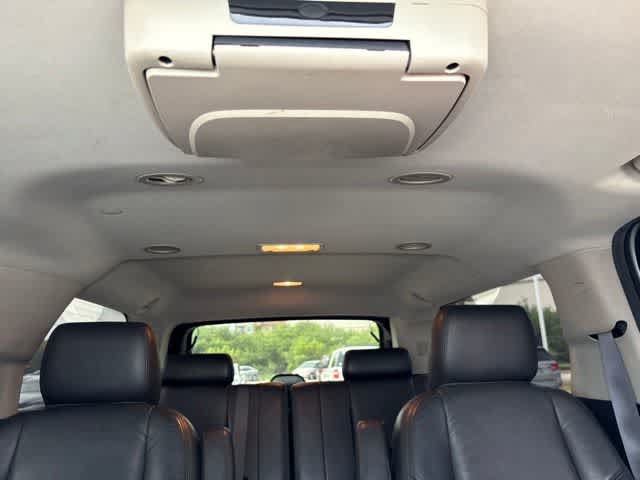 Used 2013 Cadillac Escalade ESV Luxury AWD/4WD image 23