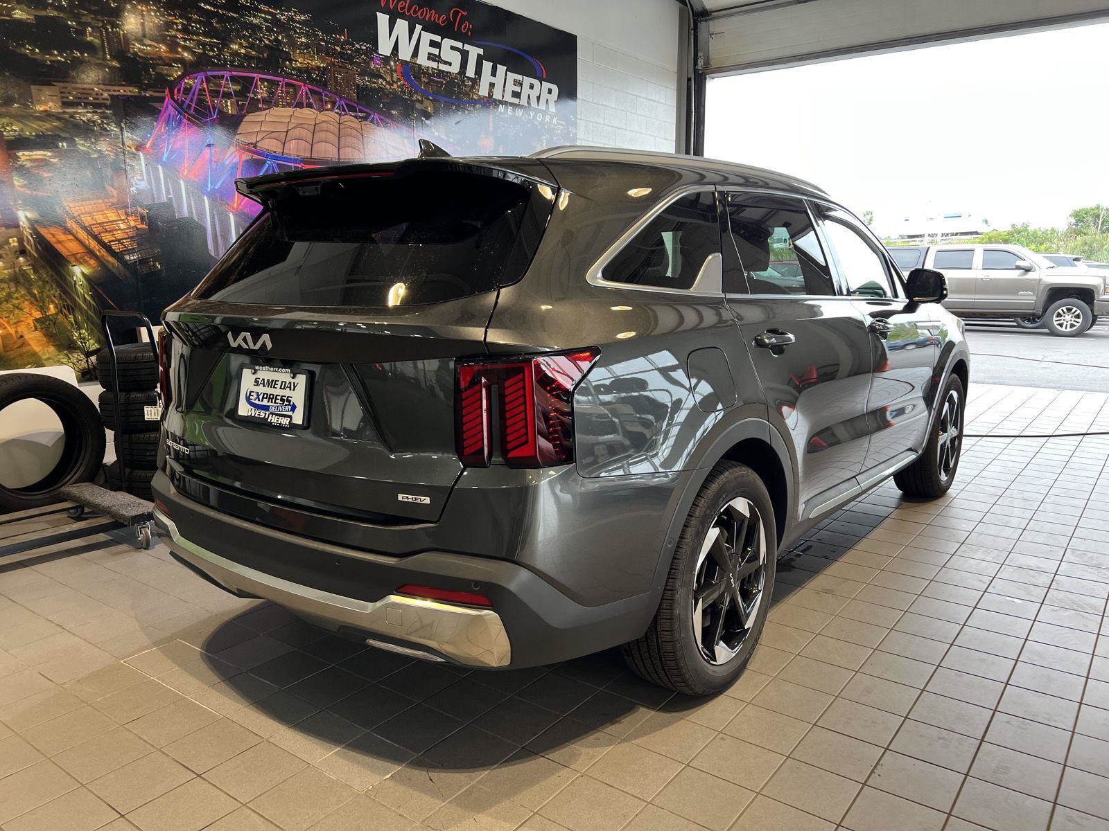 Used 2025 Kia Sorento SX Prestige AWD/4WD image 7