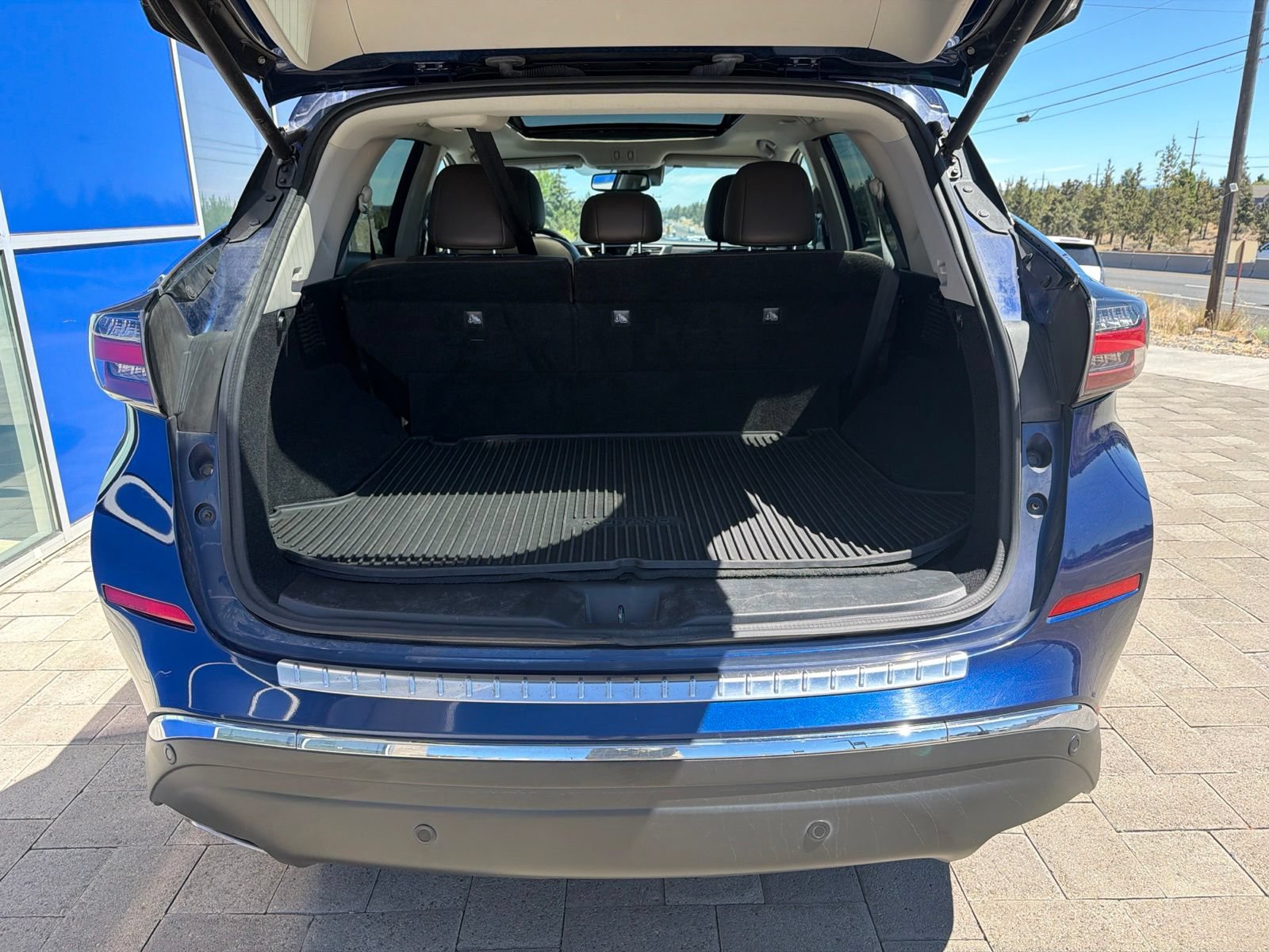 Used 2020 Nissan Murano Platinum w/ Cargo Package AWD/4WD image 9