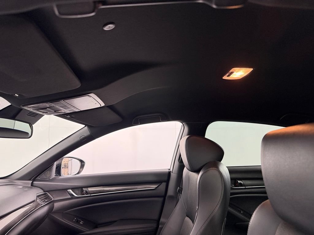 Used 2021 Honda Accord Sport image 15