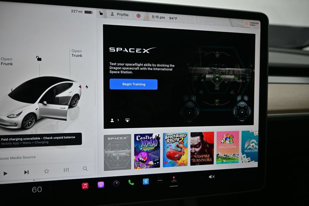 Used 2023 Tesla Model 3 Standard Range RWD image 10